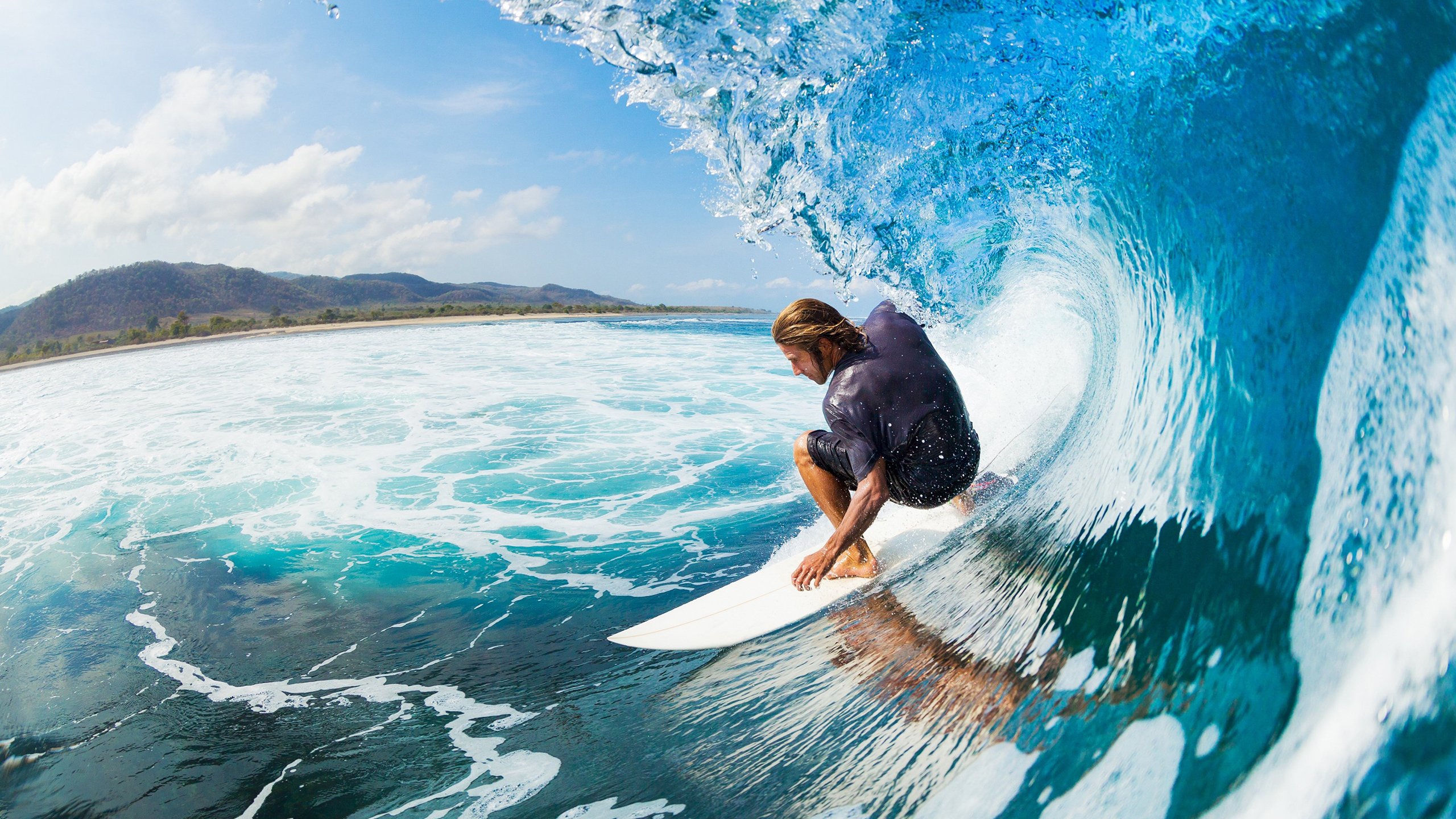 巴特勒重返赛场，败北首场状态出色，澳大利亚队观众沸腾！赛场气氛高涨