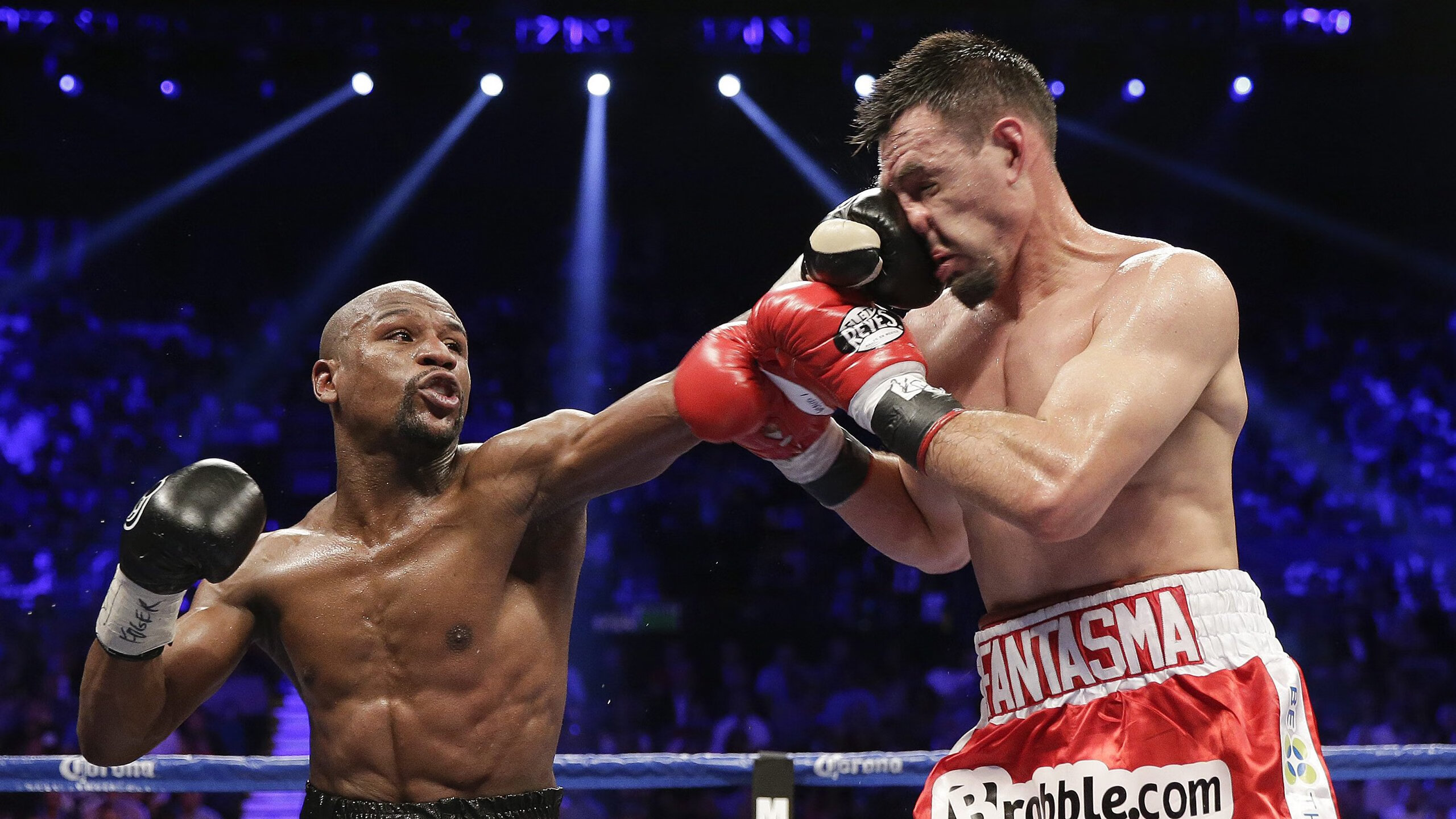 科维托娃爆冷击败日本队，精彩发挥引爆全场！